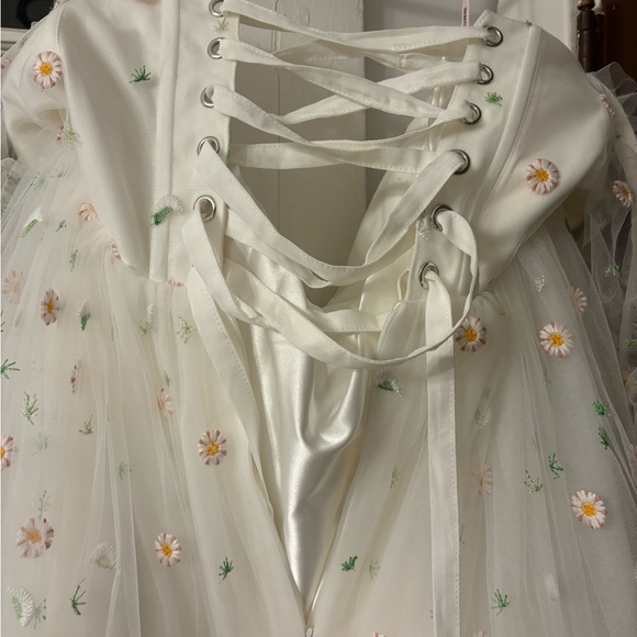 Ava Gowns White Daisy Midi Dress. - Picture 11 of 11